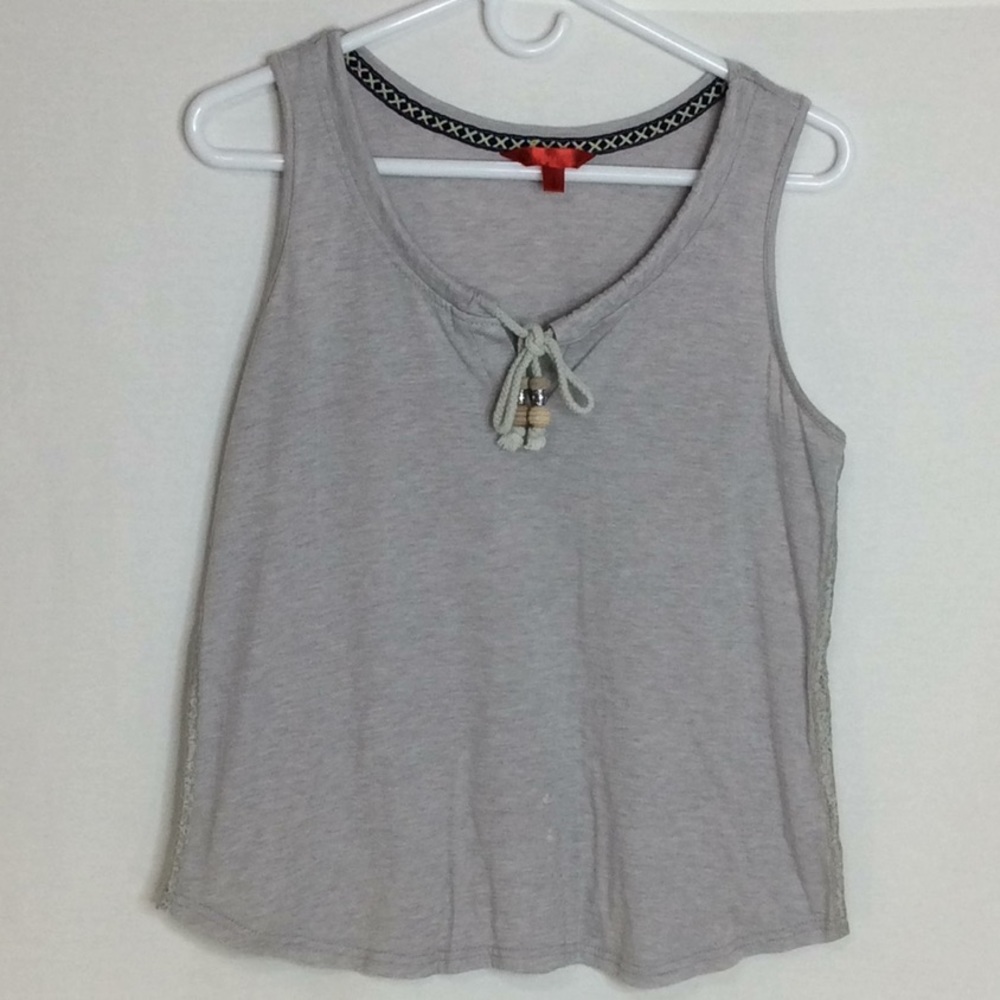 Hot Kiss Tank Tee Gray